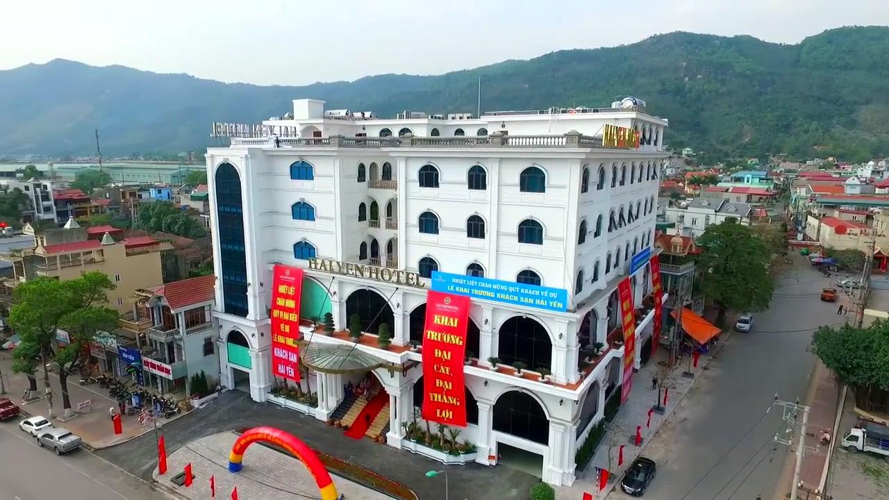 Hai Yen Luxury Hotel Cam Pha Exteriör bild