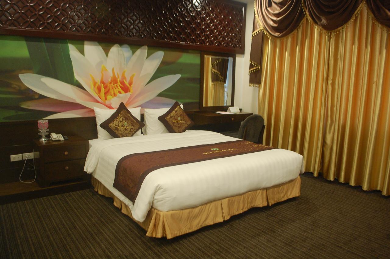 Hai Yen Luxury Hotel Cam Pha Exteriör bild