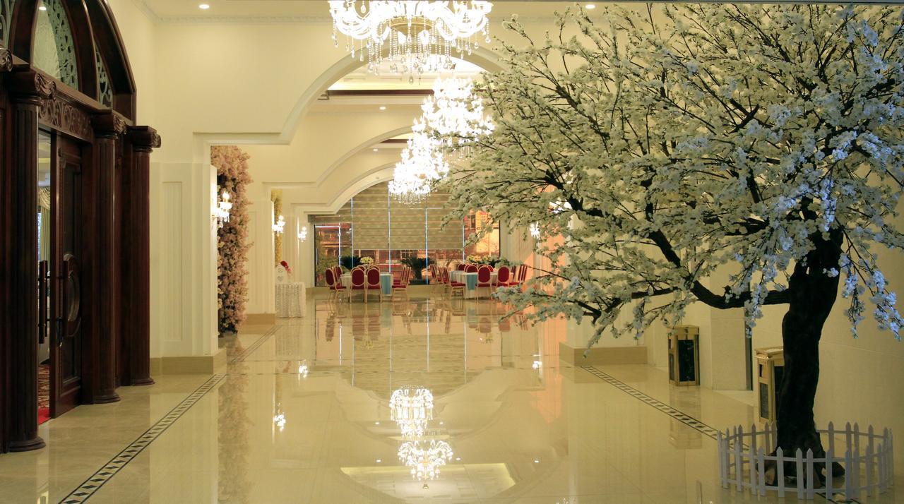 Hai Yen Luxury Hotel Cam Pha Exteriör bild